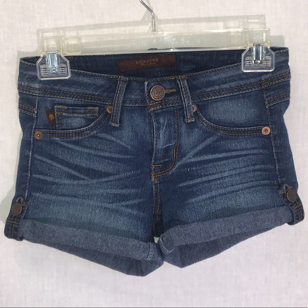 Super cute denim shorts